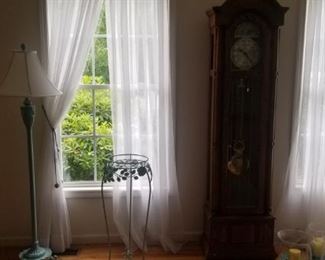 Grandfather Clock, Lots of Lamps