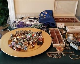 vintage jewelry