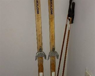 vintage skis & poles