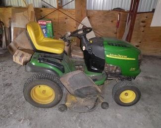 John Deere L130 Automatic Riding Mower