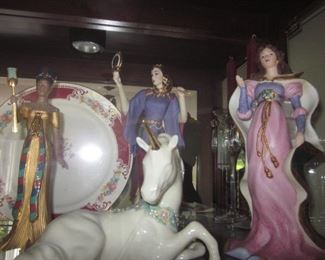 Huge Judaica Collection
Huge Guiseppe Armani Statue Collection Huge Lenox Collection