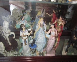 Huge Judaica Collection
Huge Guiseppe Armani Statue Collection Huge Lenox Collection
