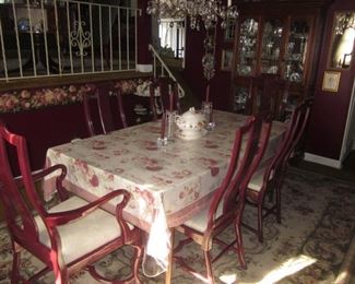 Stunning Dining Suite