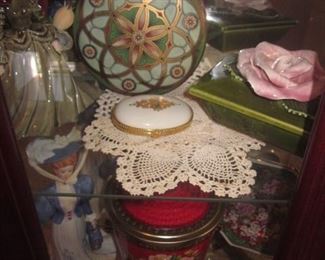 Tons of Collectibles / Smalls