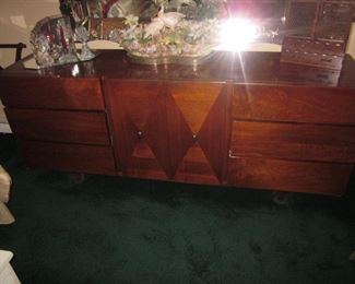 American Of Martinsville Mid-Century Modern Bedroom Suite