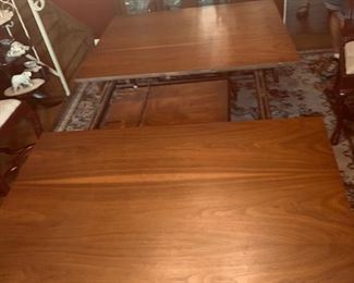 Lane Mid Century Table