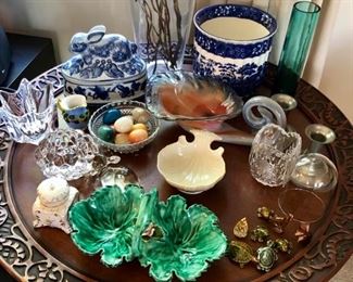 Orrefors glass and many vintage pieces of glass and ceramic decor.