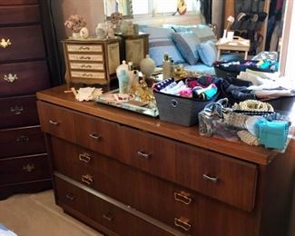 Johnson-Carper "Fashion Trend" design bedroom dresser with mirror.