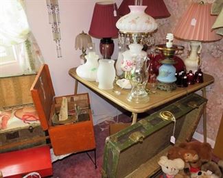 Ist bedroom lamps, trunks with treasures
