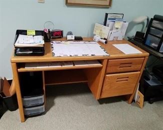 Wood computer desk 