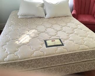 Sterns and Foster Queen mattress