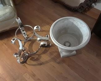 Planters (Metal and Plastic)