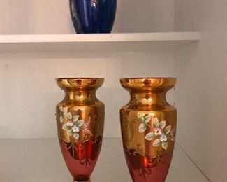 pretty urns not containing human remains