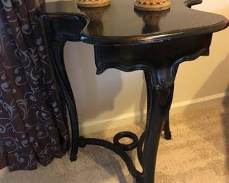 side table that kinda looks like a jellyfish, antique