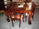 Outstanding Mahogany Banquet Table. With 2 leaves seats 10 - with 7 leaves seats 24. Excellent condition.