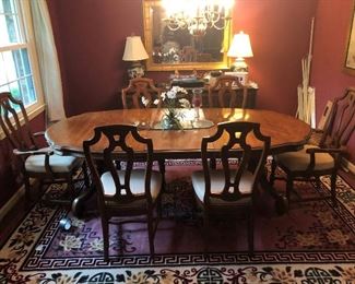 THOMASVILLE DINING TABLE & CHAIRS