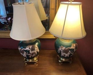LOVELY LAMPS