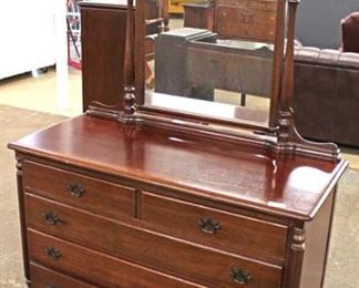 7 Piece “Kling Furniture” SOLID Mahogany Queen Anne Bedroom Set with Twin Beds

Auction Estimate $300-$600 – Located Inside