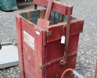  ANTIQUE “Merchants Baler Crane Mfg. Co. Ill.” Patent 1914 Paper Baler with Original Paint and Stencil in Original Found Condition

Auction Estimate $200-$400 – Located Field 