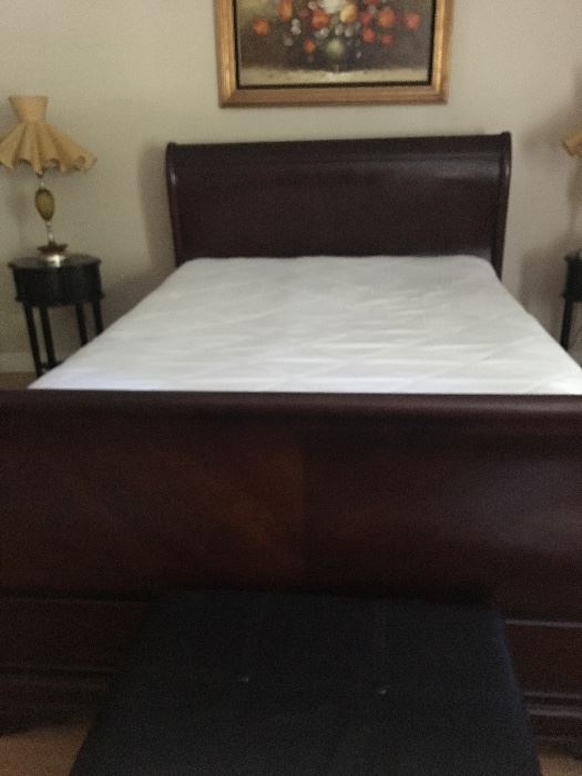 Queen size with wood headboard & footboard with mattress &box spring 