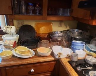 Mixer, casseroles, cake pans, souffle dishes