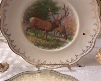 Hunt plates featuring stag