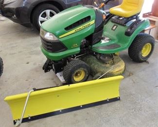 JOHN DEERE LAWN MOWER WITH SNOW PLOW ATTACMENT