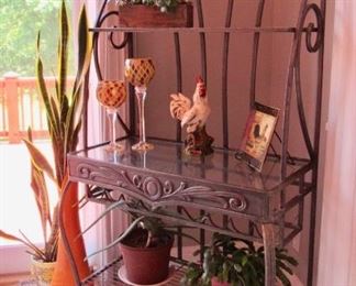 IRON BAKERS RACK