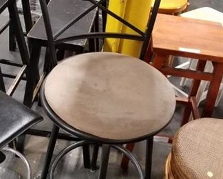 Single tan nova suede padded seat swivel bar chair $35