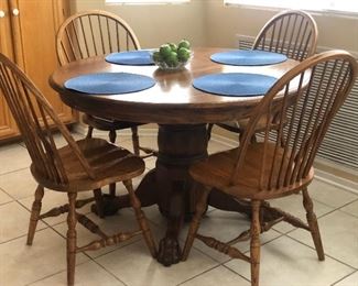 Dinette Table with chairs 
