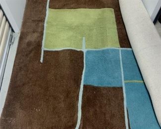 Area rug