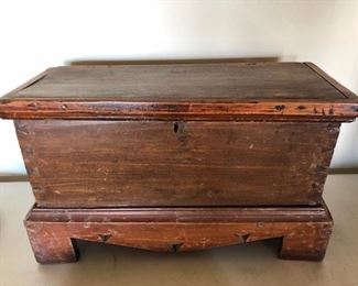 Miniature Dovetailed blanket chest box with applied bracket base early 19th century . 15" x 6" x 9"  $300.