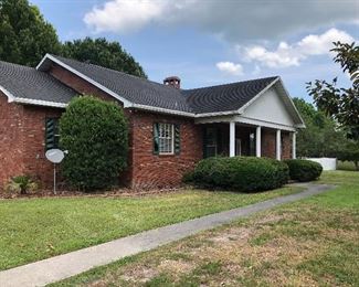 Great house full of treasures