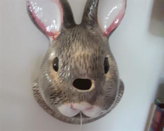 Bunny string holder