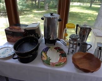 Roaster, coffee makers, wooden bowls, decorative platters