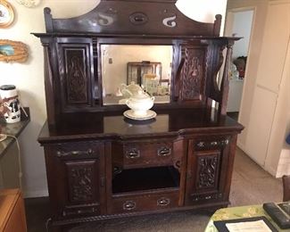 Early 19th Century British Antique Sideboard.