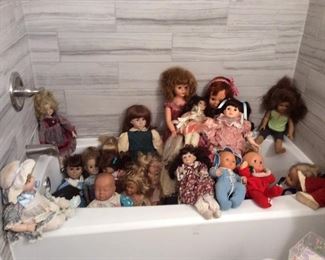 A tub of dolls! Yes we ran out of room!