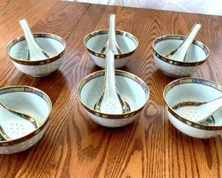 Chinese Soup Bowl Set w/ Spoons Hand painted