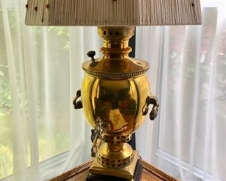 Antique & vintage lamps & lighting 
