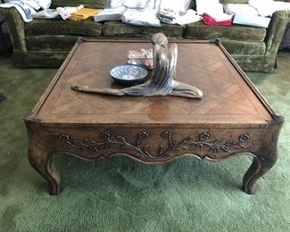 Coffee table & furniture 