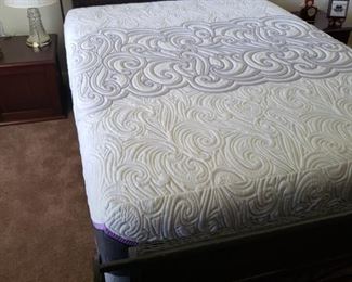 Queen Sleigh Bed with near new Sealy  Opticool mattress