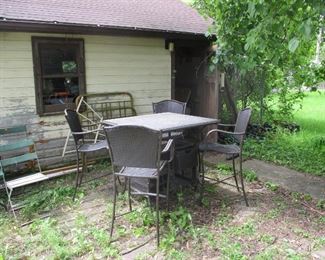 High top patio set