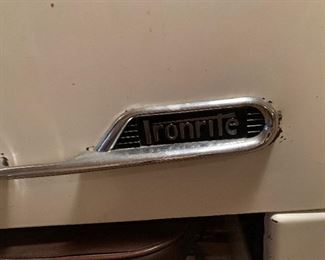 Vintage Ironrite Model 85 Mangle