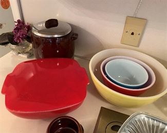 Vintage Pyrex Original Colors