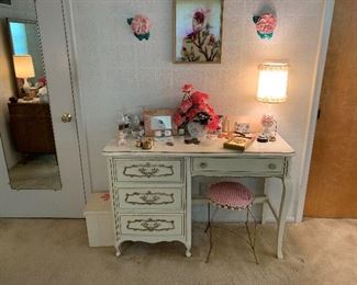 French Provincial Desk