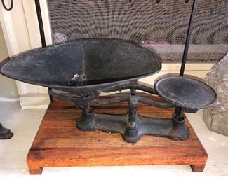 Cast iron antique scale