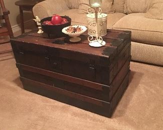 100 year old American truck with original Philadelphia makers tags