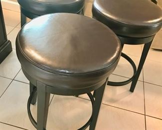 Pier 1 countertop stools