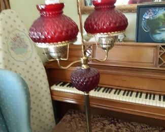 PIANO GONE WITH FAMILY  CRANBERRY LAMP