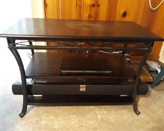 GREAT TABLE FOR TV STAND OR SIDE TABLE